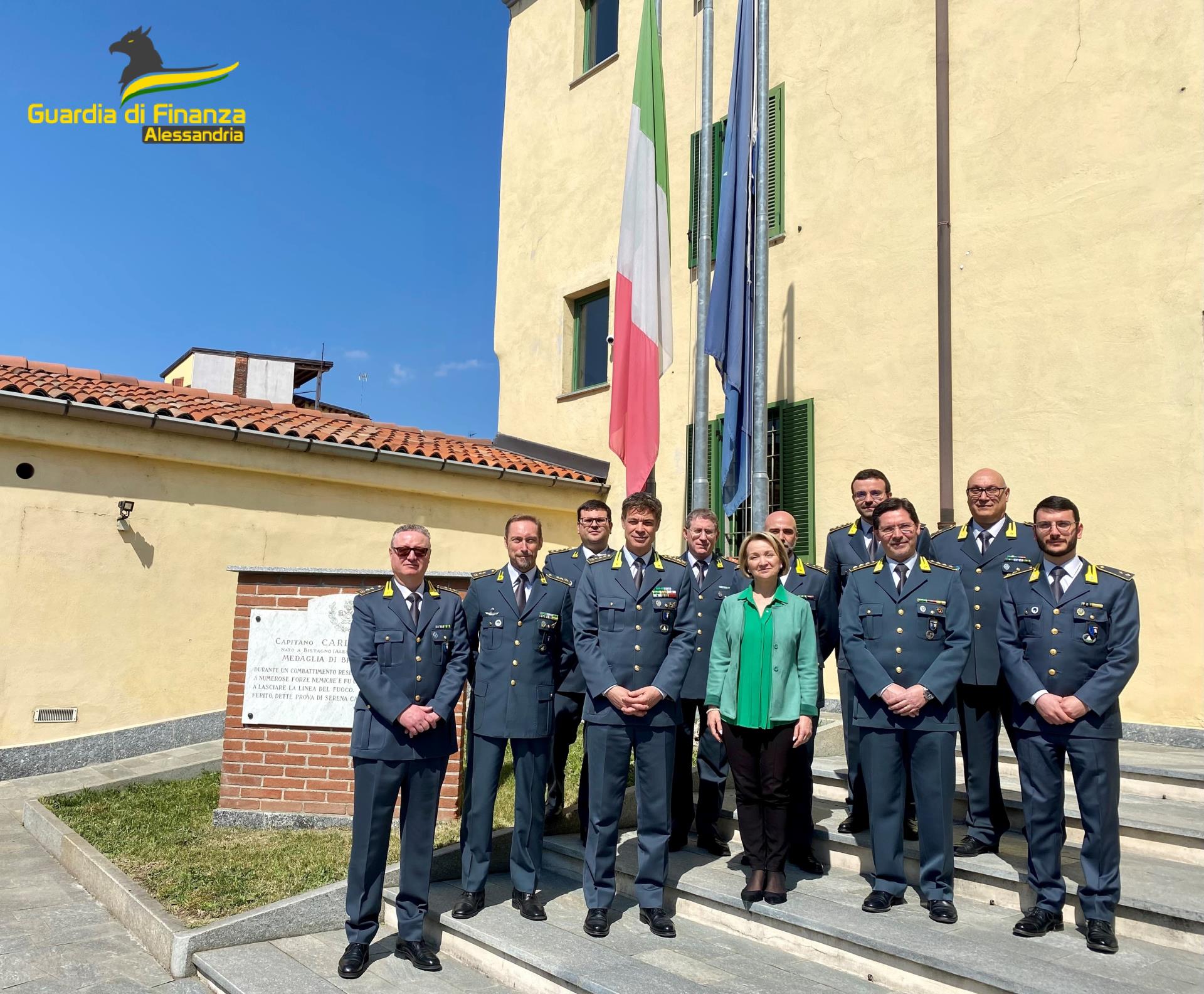 Alessandria Il Prefetto Vinciguerra In Visita Al Comando Provinciale