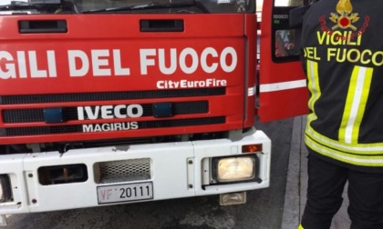 Genova: vasto incendio boschivo sulle alture di Voltri