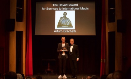 Arturo Brachetti premiato a Londra nell’olimpo della magia internazionale