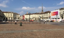 Identificati i vandali che hanno danneggiato le panchine in piazza Vittorio a Torino