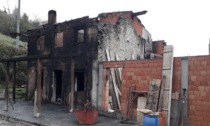 Casa in fiamme: tre sfollati a Cremolino