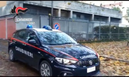 La adesca a Porta Susa, la sequestra in casa e tenta violenza sessuale: arrestato