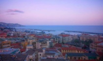 Sanremo: cetaceo di 5 metri spiaggiato sul litorale