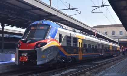Piemonte, treni sovraffollati: Gabusi all'attacco