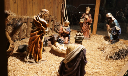 Il Vescovo di Alessandria depone statua del Bambinello Gesù