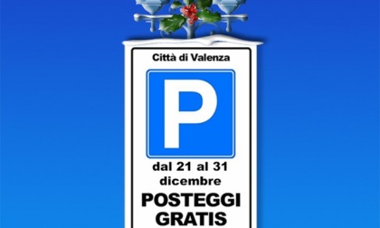 Valenza, gratis i parcheggi con strisce blu