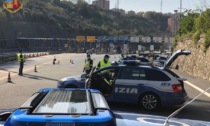 Pasqua a Genova: controlli in elicottero per evitare gli assembramenti