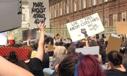 Torino: in piazza contro il razzismo, flash mob per George Floyd