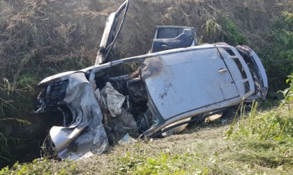 Alessandria: morto automobilista uscito di strada dopo aver investito ciclista