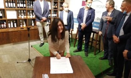 Firmato protocollo di candidatura del Gran Monferrato a "Città europea del vino 2020"