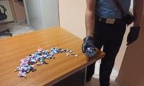 Castelnuovo S.: spacciatore ignora alt dei Carabinieri, aveva con sé 161 dosi di cocaina