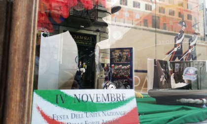 Borsalino dedica vetrina dello store all'Arma dei Carabinieri