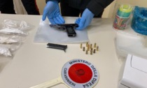 Torino: sequestrati 1,5 Kg di droga e una pistola, arrestato uomo