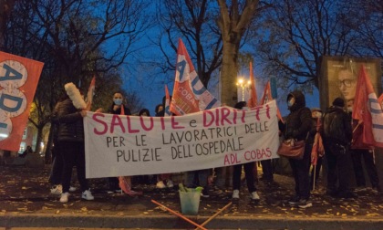 Alessandria: il presidio delle lavoratrici delle pulizie dell'ospedale, ricevute dal Prefetto