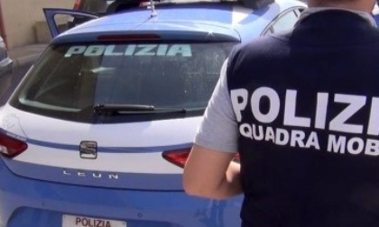 Genova, paziente aggredisce infermieri e medici con pugni e forbici: arrestato