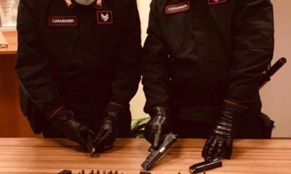 Torino, va dai Carabinieri e chiede di essere arrestato: "Ho una pistola"