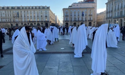 Torino: la protesta degli operatori di fitness "fantasmi"