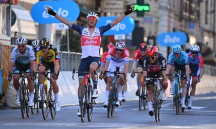 Jasper Stuyven vince la Milano-Sanremo 2021