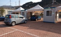 Covid, Liguria: attivo a Taggia primo centro vaccinale "drive through"