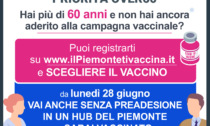 Vaccini, Piemonte: priorità agli over 60 anche senza preadesione