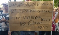 Alessandria, manifestazione no Green pass in piazza Libertà