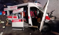 A10, sei feriti gravi dopo scontro tra auto e ambulanza