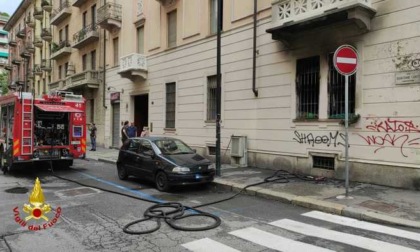 Torino, altro incendio in abitazione, 2 persone ustionate