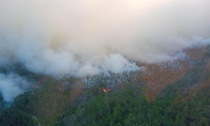 Incendio nei boschi a Framura: iniziata opera di bonifica