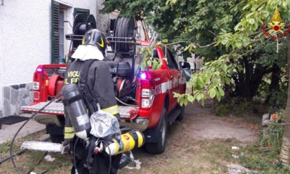 Stazzano: cascina in fiamme in località Albarasca, nessun ferito