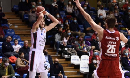 Derthona Basket, vittoria storica contro la Virtus Bologna