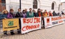 Processo Eternit Bis: anche i lavoratori della Ibl di Coniolo fuori dal Tribunale di Novara