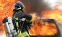 Alessandria, in fiamme un vagone passeggeri: Vigili del Fuoco sul posto