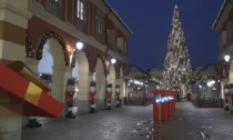 Outlet di Serravalle Scrivia: accesi gli alberi di Natale nel fine settimana