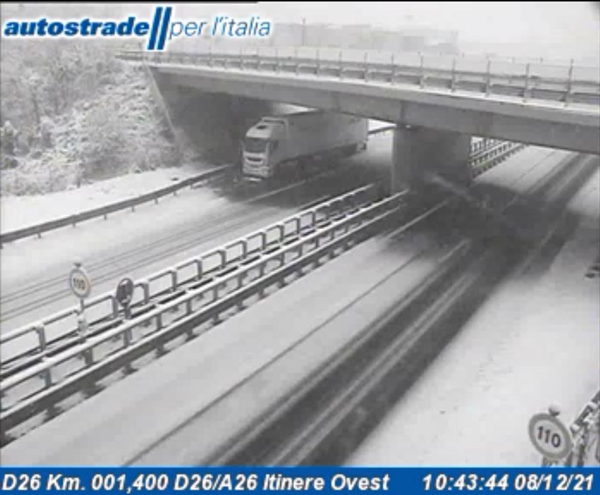 Neve nell'Alessandrino: stop ai mezzi pesanti oltre 7,5 t in A26 tra bivio con A10 e diramazione Predosa-Bettole