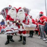 A Torino torna l'invasione dei Babbo Natale per il Regina Margherita