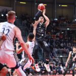 Derthona Basket, beffarda sconfitta all'overtime per mano di Reggio Emilia
