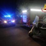 Incendio nella notte in un appartamento a Genova: salvato giovane