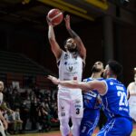 Derthona Basket, contro Varese arriva il primo tris di vittorie