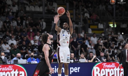 Derthona Basket, dura sconfitta in gara 2 contro la Virtus Bologna