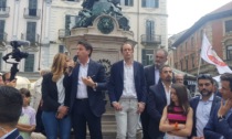 Giuseppe Conte ad Alessandria, attesa per l'arrivo di Berlusconi