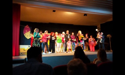 Teatro Alessandria, compagnia Atto Unico: successo per lo spettacolo degli allievi del terzo anno