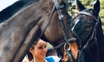 Fuori pericolo Rebecca Parisi, la campionessa novese di horseball caduta da cavallo