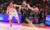Derthona Basket, vittoria a due facce contro Pesaro