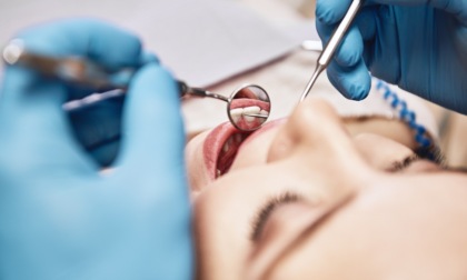 In Tribunale a Torino la singolare storia di un odontoiatra e di un "falso dentista"