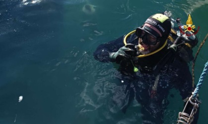 Fa il bagno ma non torna in spiaggia, soccorsa una donna dai Vigili del Fuoco