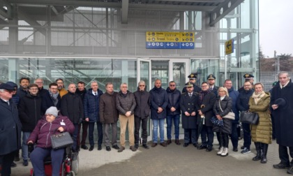 La stazione di Alba senza barriere: aperta la nuova passerella pedonale