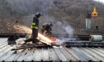 Incendio in un tetto a Ceranesi, intervengono i Vigili del Fuoco di Genova