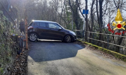 Segue le indicazioni stradali del navigatore ma rimane incastrato in una strada senza sbocco