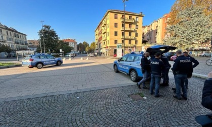27 involucri di eroina pronta per la vendita e 375 euro in contanti: arrestato ad Asti