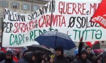Torino, tante le persone scese in piazza per celebrare la Festa dei Lavoratori